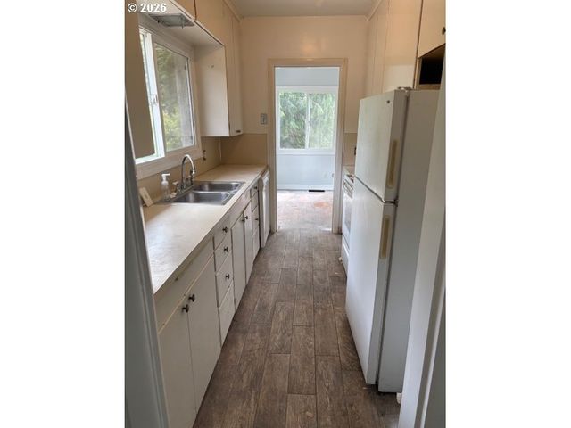 32720 Se HURLBURT Rd, Corbett, OR 97019
