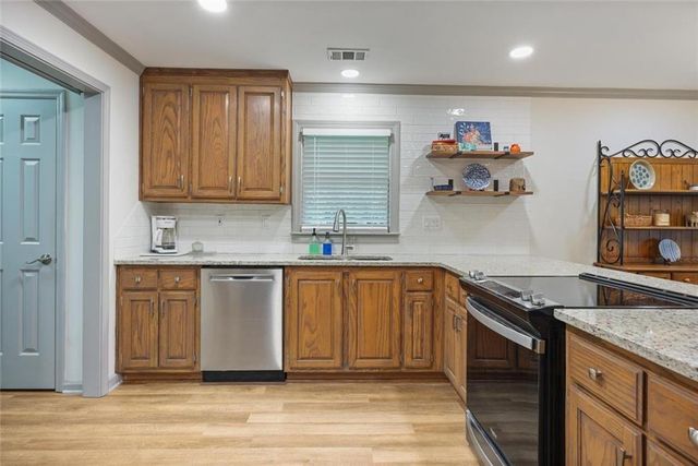 2117 Line Tree Lane, Powder Springs, GA 30127