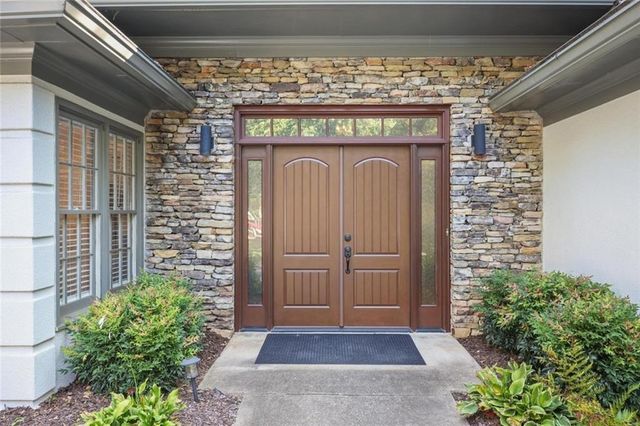 2117 Line Tree Lane, Powder Springs, GA 30127