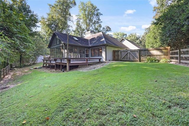 2117 Line Tree Lane, Powder Springs, GA 30127