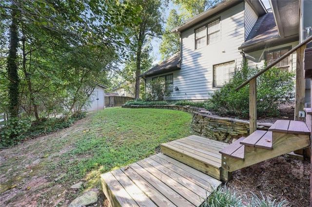 2117 Line Tree Lane, Powder Springs, GA 30127