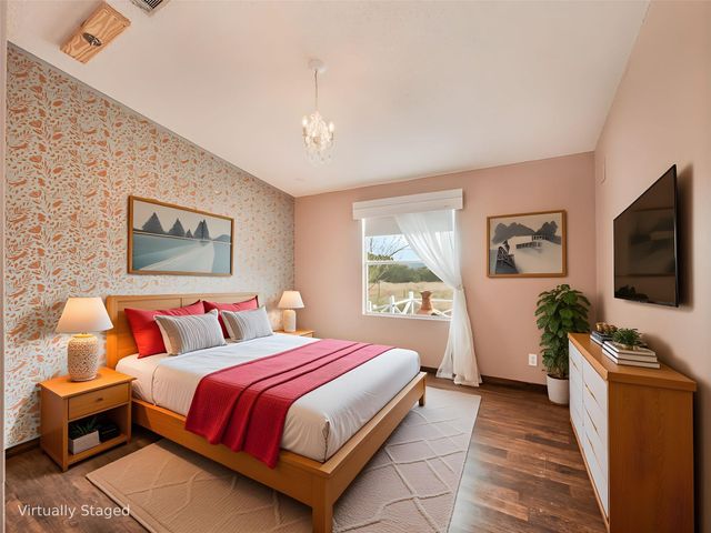 635 Ramms DR, Florence, TX 76527