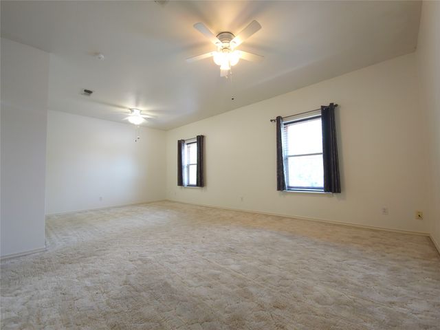 426 W Oak Street, Weatherford, TX 76086