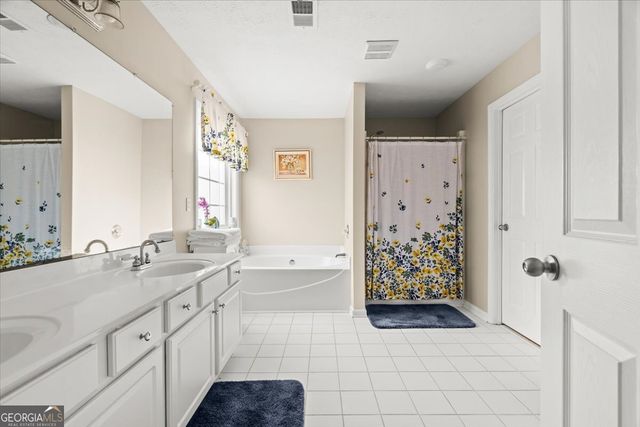 1477 Abbie Kilgore Way, Loganville, GA 30052