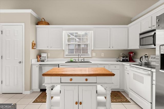 1477 Abbie Kilgore Way, Loganville, GA 30052