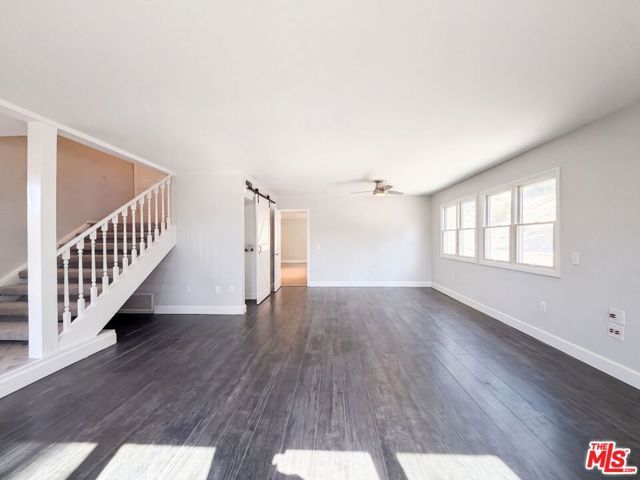 11569 Viking Avenue, Los Angeles, CA 91326