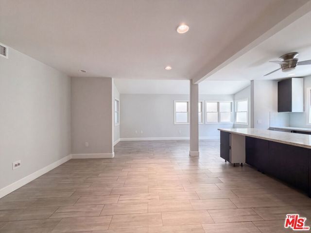 11569 Viking Avenue, Los Angeles, CA 91326