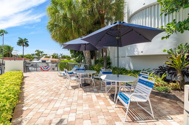 1361 S Ocean Boulevard 303, Pompano Beach, FL 33062