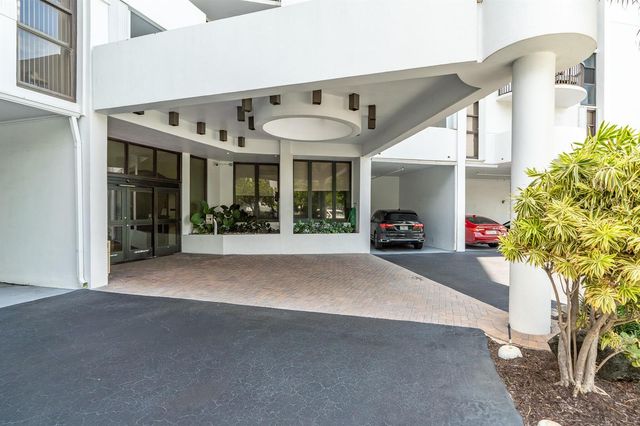 1361 S Ocean Boulevard 303, Pompano Beach, FL 33062