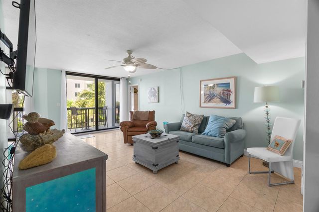 1361 S Ocean Boulevard 303, Pompano Beach, FL 33062