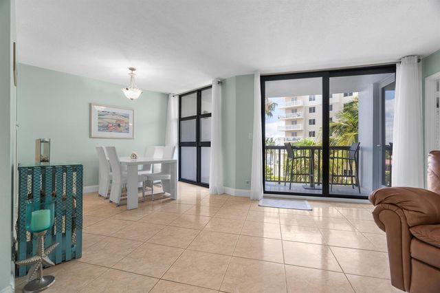 1361 S Ocean Boulevard 303, Pompano Beach, FL 33062