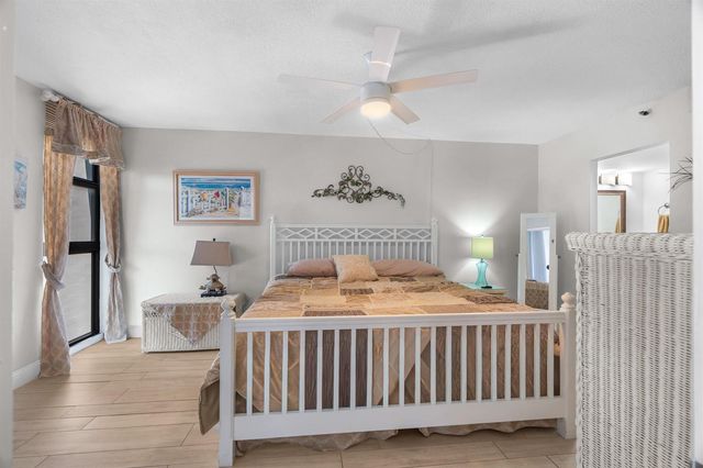 1361 S Ocean Boulevard 303, Pompano Beach, FL 33062
