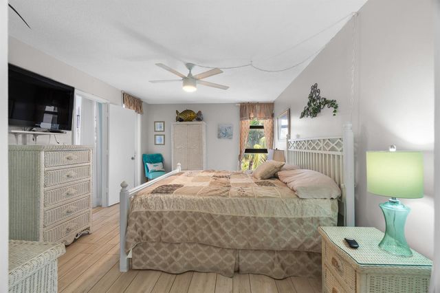 1361 S Ocean Boulevard 303, Pompano Beach, FL 33062