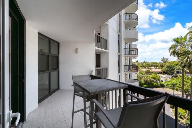 1361 S Ocean Boulevard 303, Pompano Beach, FL 33062