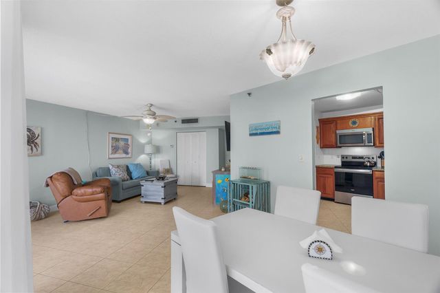 1361 S Ocean Boulevard 303, Pompano Beach, FL 33062