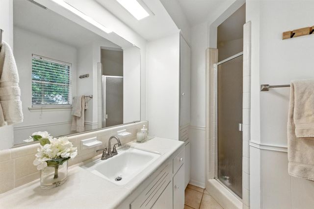 2500 Deerfoot TRL, Austin, TX 78704