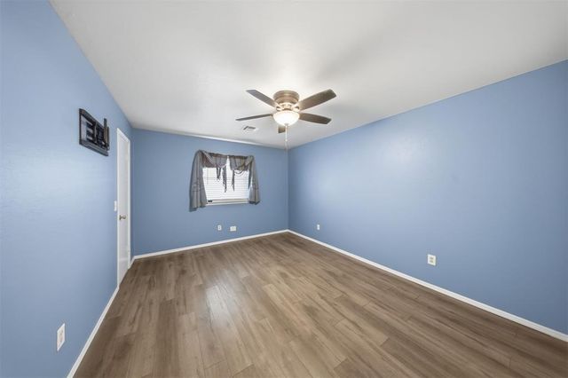 3426 Royalwood Circle, Del City, OK 73115