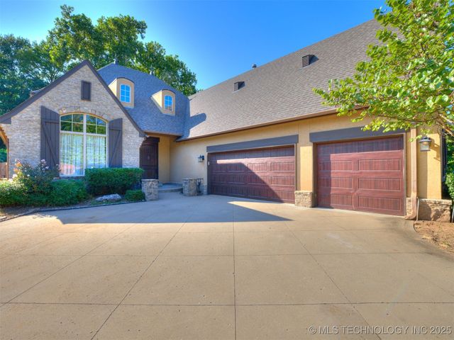 9728 S 75th East Avenue, Tulsa, OK 74133