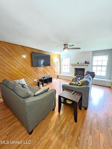 5856 Cypress Trail, Jackson, MS 39211