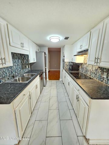 5856 Cypress Trail, Jackson, MS 39211