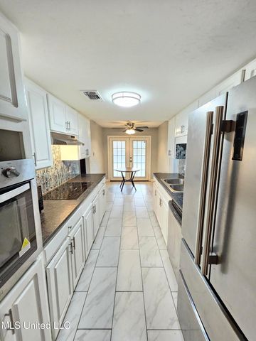 5856 Cypress Trail, Jackson, MS 39211