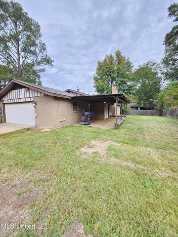 5856 Cypress Trail, Jackson, MS 39211