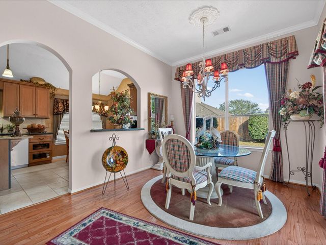 2110 Laurel Forest Way, Houston, TX 77014