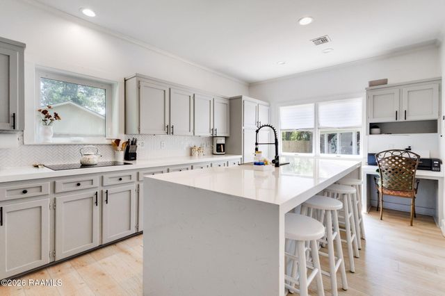 125 Donald Drive, Lafayette, LA 70503