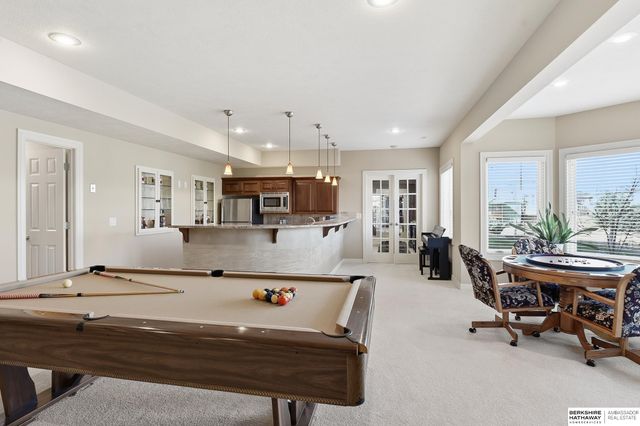 4802 Lakeside Circle, Bellevue, NE 68133