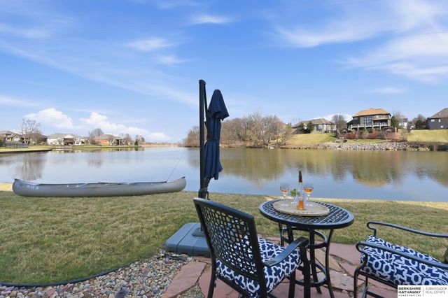 4802 Lakeside Circle, Bellevue, NE 68133