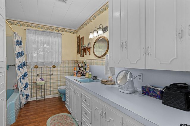 4610 N US Hwy 79, Deberry, TX 75639