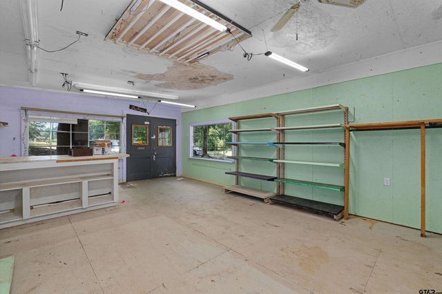4610 N US Hwy 79, Deberry, TX 75639
