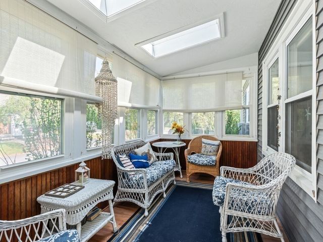 20 Brandes St, Webster, MA 01570