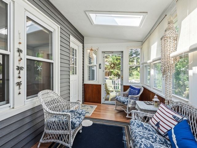20 Brandes St, Webster, MA 01570
