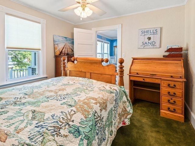 20 Brandes St, Webster, MA 01570