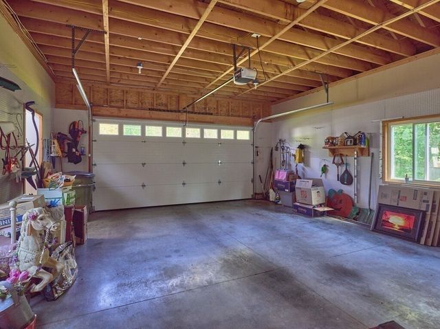 20 Brandes St, Webster, MA 01570