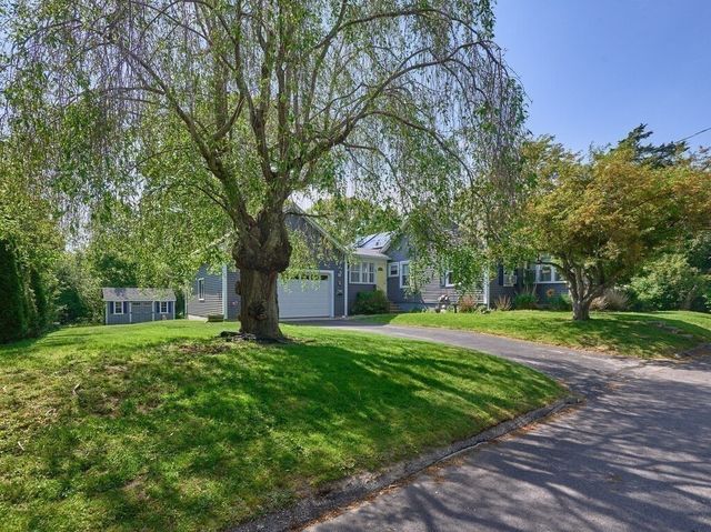 20 Brandes St, Webster, MA 01570