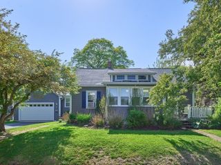 20 Brandes St, Webster, MA 01570