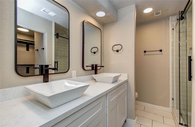 712 Player Court, Conroe, TX 77302