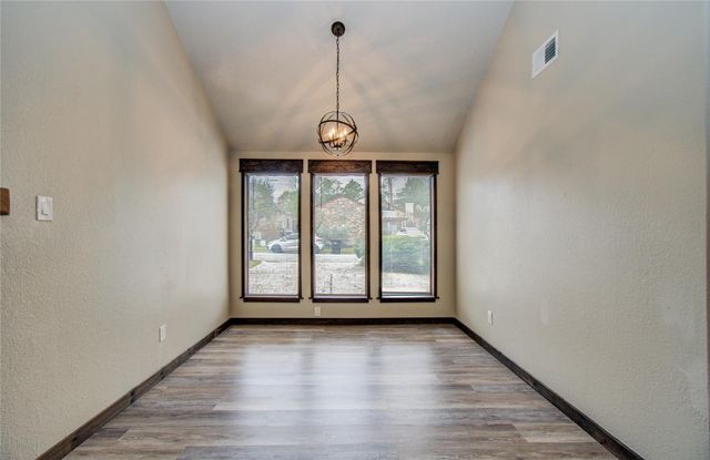 712 Player Court, Conroe, TX 77302