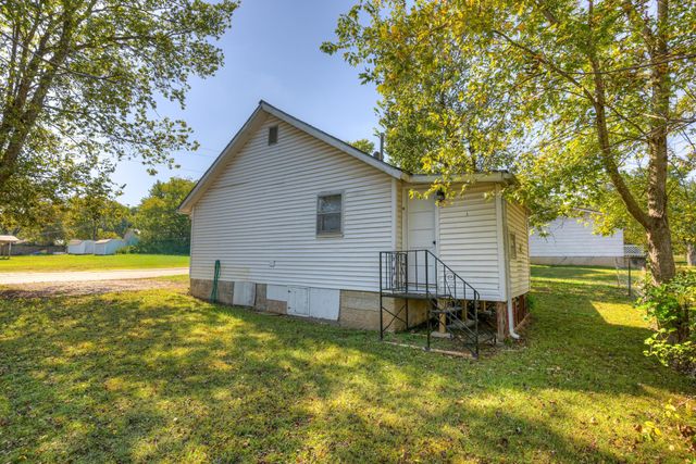 734 Joplin Street, Neosho, MO 64850