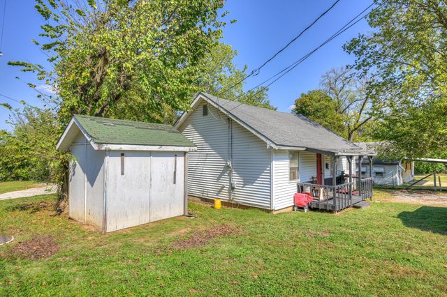 734 Joplin Street, Neosho, MO 64850