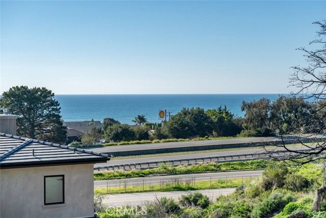 2736 Barcelona Street, Pismo Beach, CA 93449