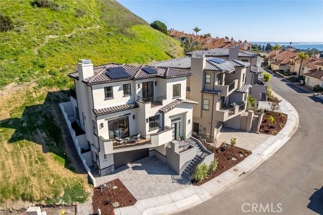 2736 Barcelona Street, Pismo Beach, CA 93449