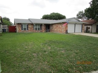 4831 cinderella, Kirby, TX 78219
