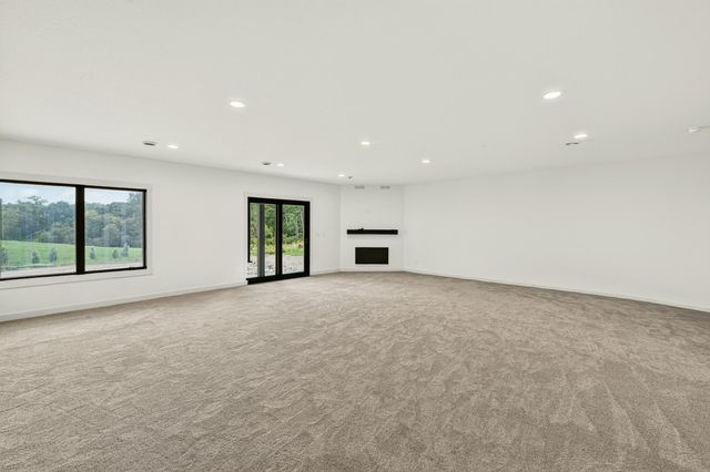 1504 Shannon Oaks Boulevard NE, Rochester, MN 55906