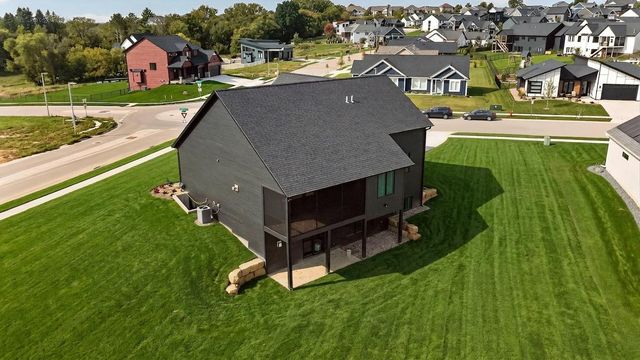 1504 Shannon Oaks Boulevard NE, Rochester, MN 55906