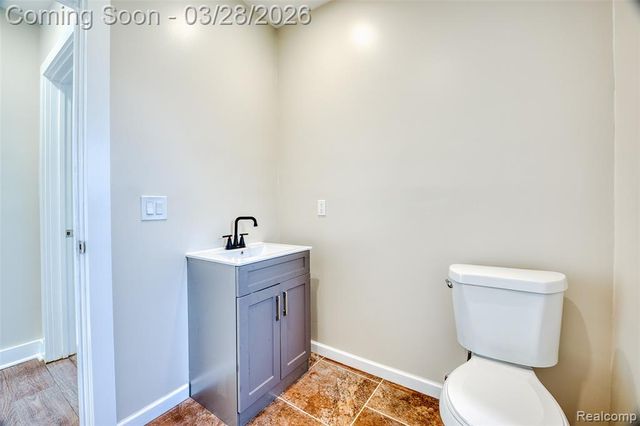 29950 6 Mile Road, Livonia, MI 48152