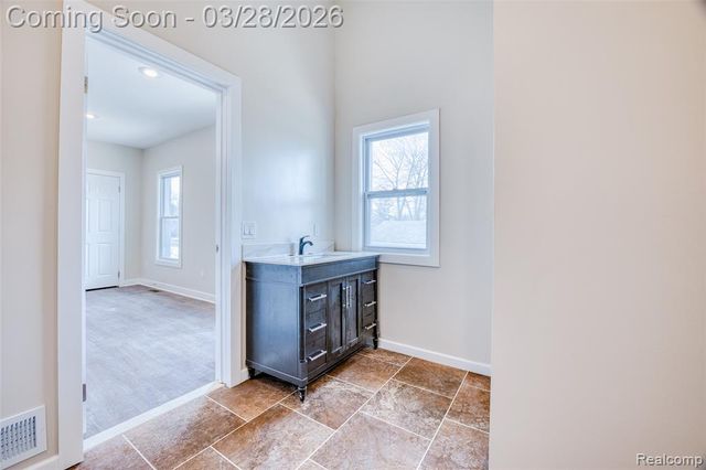 29950 6 Mile Road, Livonia, MI 48152