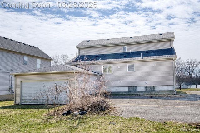 29950 6 Mile Road, Livonia, MI 48152